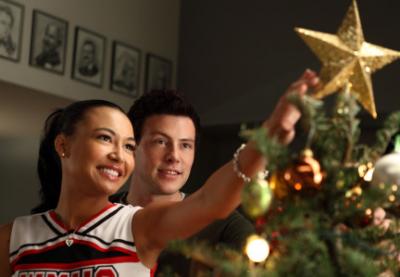 Glee_a_very_glee_christmas_main_400x400