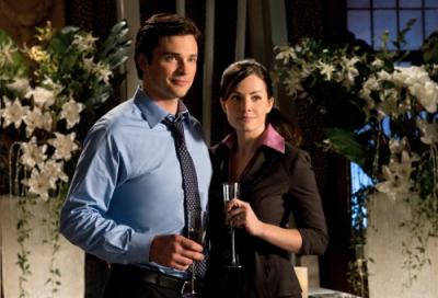 Smallville_icarus_clark_lois_glasses_400x400