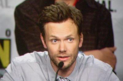 Community_joel_mchale_400x400