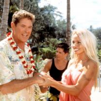 Baywatch_hawaiian_wedding_241x208