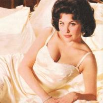 Liz_the_elizabeth_taylor_story_241x208