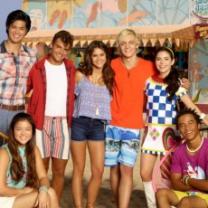 Teen_beach_movie_2_241x208