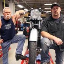 American_chopper_senior_versus_junior_241x208