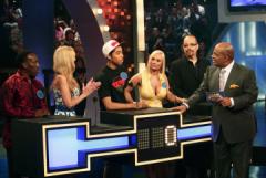 Celebrity_family_feud_241x208