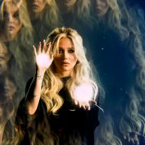 Conjuring_kesha_241x208