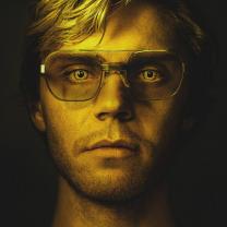 Dahmer_monster_the_jeffrey_dahmer_story_241x208