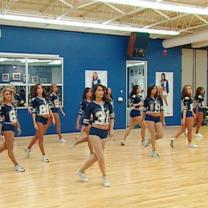 Dallas_cowboys_cheerleaders_making_the_team_241x208