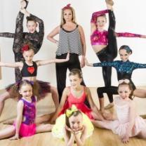 Dance_mums_uk_241x208