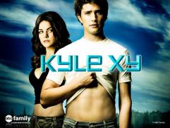 Kyle_xy_241x208