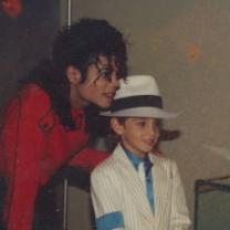 Leaving_neverland_241x208