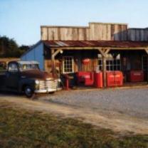 Possum_holler_garage_241x208