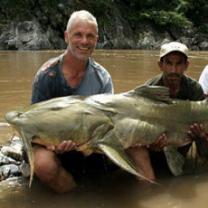 River_monsters_top_ten_biggest_catches_241x208