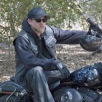 Sons_of_anarchy_season_4_241x208