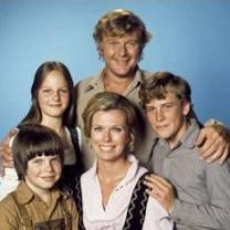 Swiss_family_robinson_1975_241x208