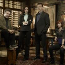 Warehouse_13_season_2_241x208